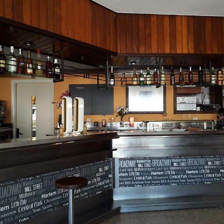 Hostal Ezequiel Los Arcos Esterno foto